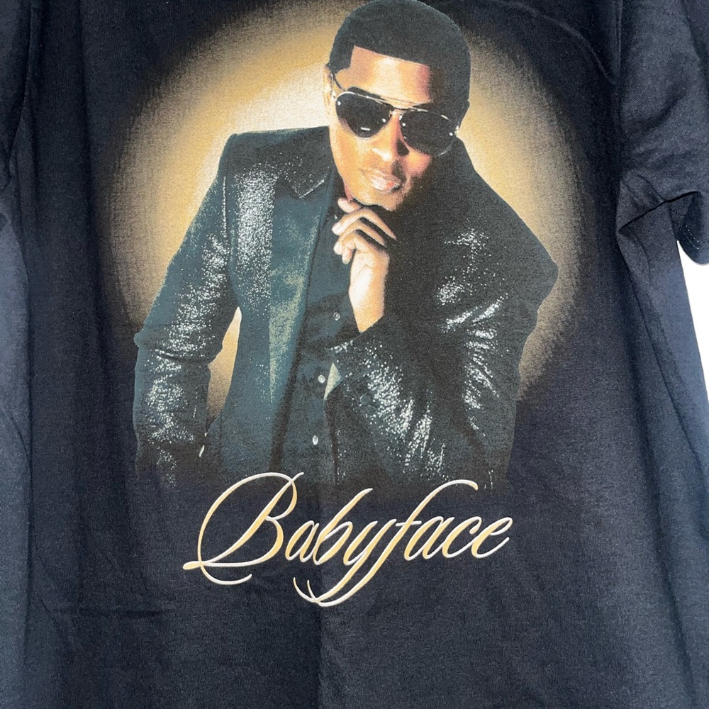 Hanes Black Graphic Babyface Tee with Gold Portrait - Picture 4 of 6